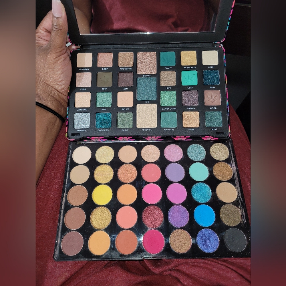 2 eyeshadow pallets. Revolution & Festival